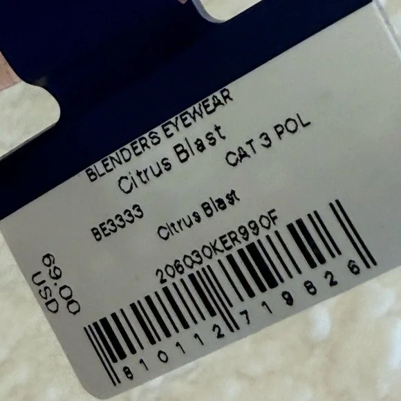 Rose Gold Polarized Sunglasses 🌸NIB🌸 - Picture 6 of 10